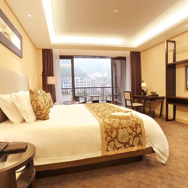 【自驾景酒套餐】双人神农架六景联票+康帝君兰高级露台景观1晚 - 定制游预订