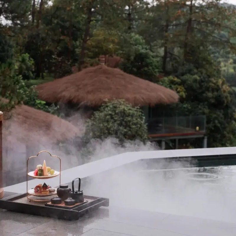 【山野别墅】安吉·君澜老庄山居汤泉度假酒店1晚含松之谷汤泉+乌篷船+正餐