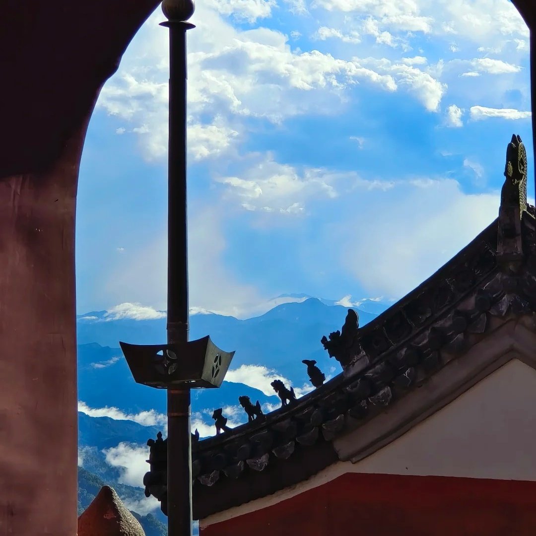 希怡酒店(武当山景区入口店)住宿+武当山成人门票