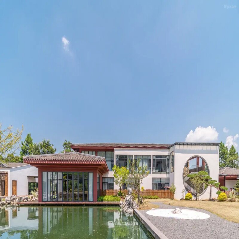 周末不加价 | 佛冈碧桂园假日温泉酒店+2大1小早餐+温泉+鱼疗+旅拍+亲子活动+午餐/晚餐