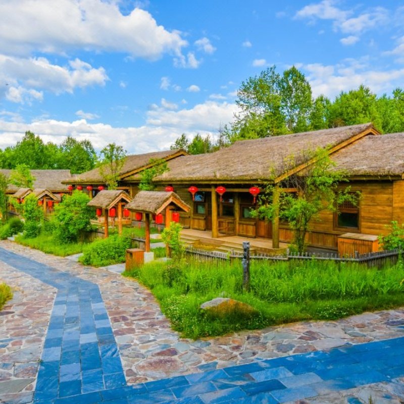 【雪季滑雪】长白山鲁能原乡民俗酒店+温泉+滑雪套餐