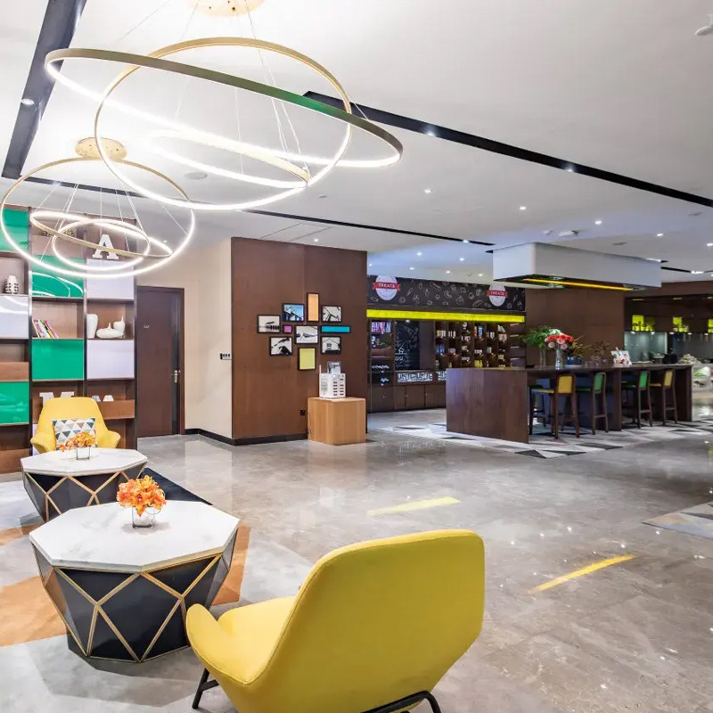 苏州新区希尔顿欢朋酒店1晚+双人苏州天平山风景区门票+双早