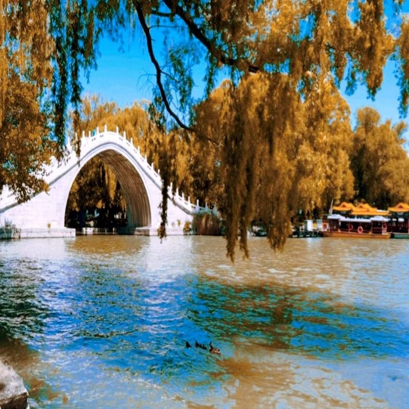 北京出发八达岭二日游(看升旗,游景山 长城,赏颐和园 圆明园) - 定制游预订