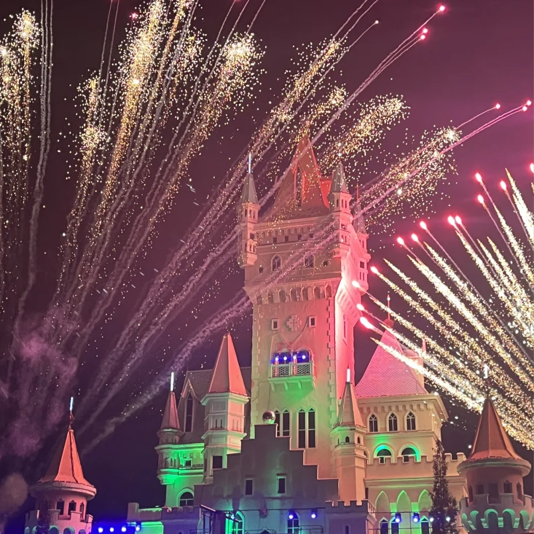 沃尔顿沐思佰利酒店住宿+赣州方特东方欲晓成人门票 - 定制游预订