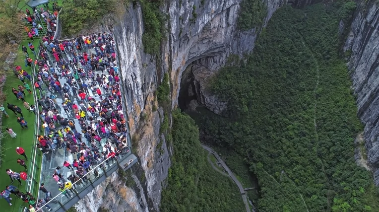 天生三桥玻璃眺台图片