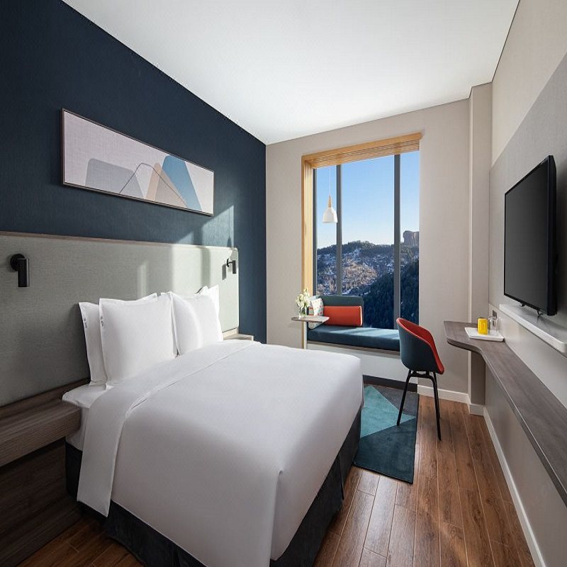 承德元宝山假日酒店1晚+承德景区门票+早餐