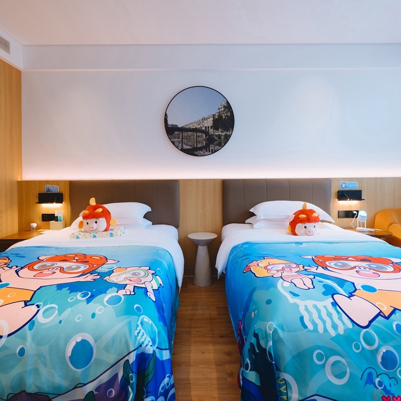 赤坎华侨古镇长盛旅店♥酷芽亲子房+2大1小早餐+赤坎古镇门票