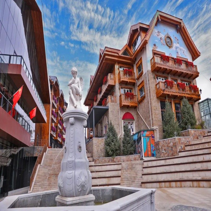 张家口富龙风铃乐谷焕活酒店3天2晚+双早+富龙日场全天双人雪票(不含雪具)