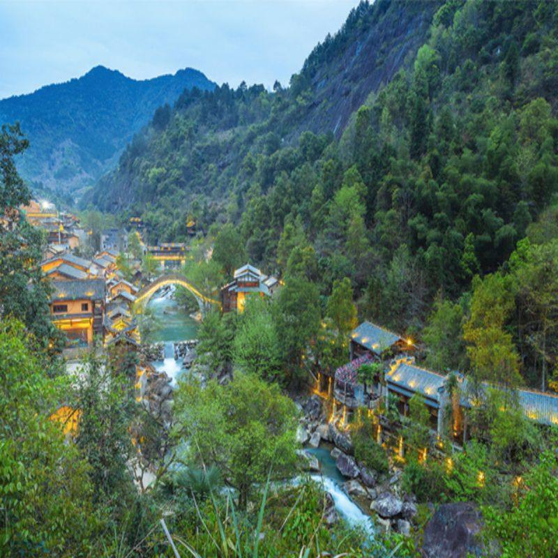 江西夜游望仙谷篁岭三清山景德镇瓷都庐山含鄱口纯玩6天5晚跟团游 - 定制游预订