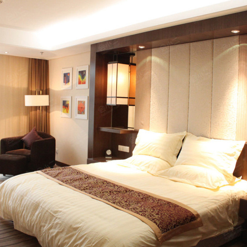 绍兴乔波国际会议中心酒店1晚+早餐+双人/3人/4人乔波滑雪门票