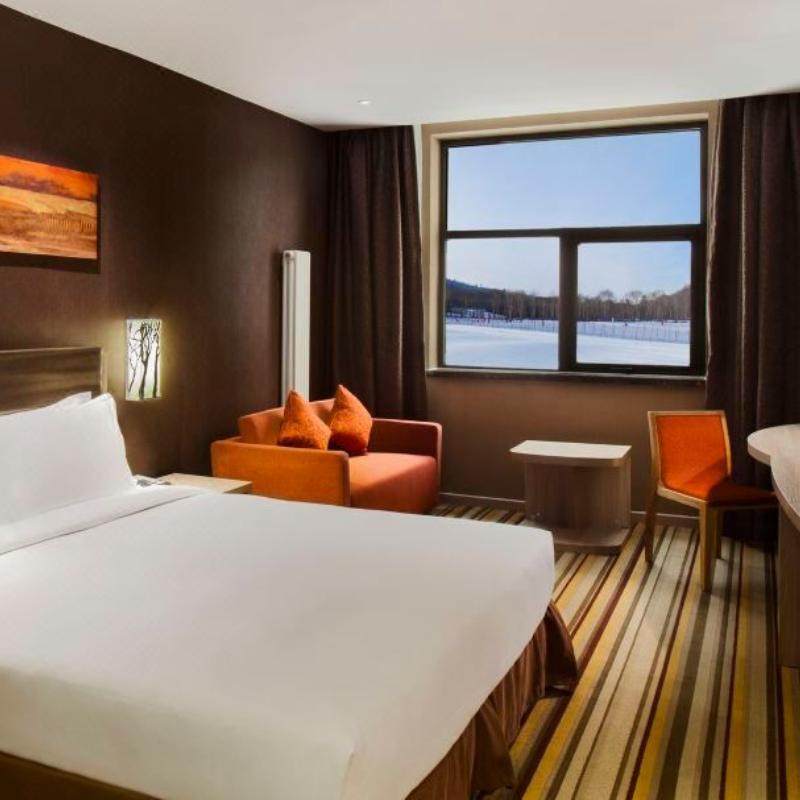 【雪季滑雪】长白山万达智选酒店/悦华酒店/锦华酒店/Momoland3天2晚套餐