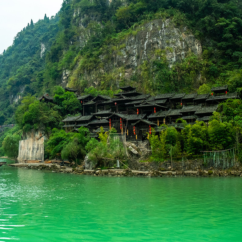 两坝一峡景点双人联票+宜昌酒店住宿1晚 提前一天17点前预定