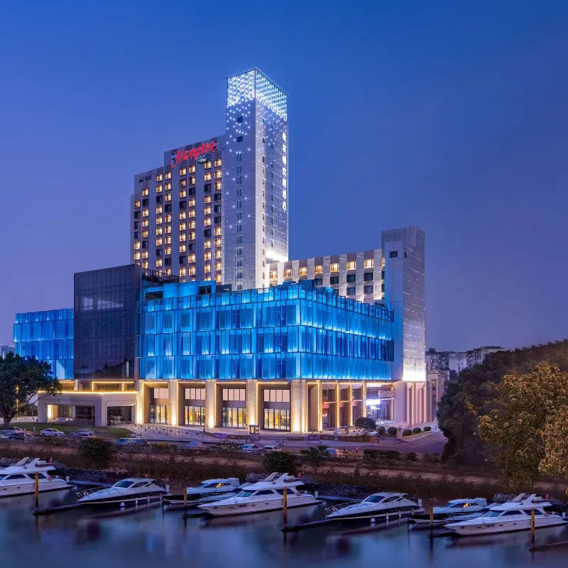 【3天2晚】广州希尔顿欢朋酒店人和白云机场/番禺大道/花都/洛溪等店+景点门票+早餐 - 定制游预订