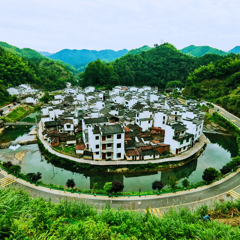 婺源秋色2天1晚篁岭石城赏枫三眼桥上坦村菊径察关漳村2-6人小团 - 定制游预订