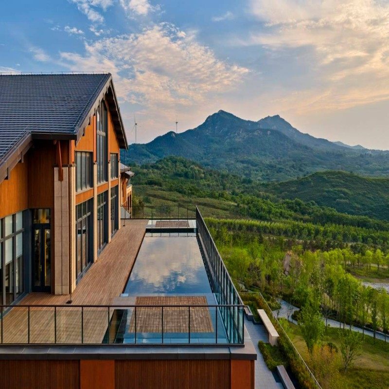 【错峰出游】青岛石灿酒店·希尔顿格芮精选酒店高级房+双早+下午茶/双人自助餐/套餐