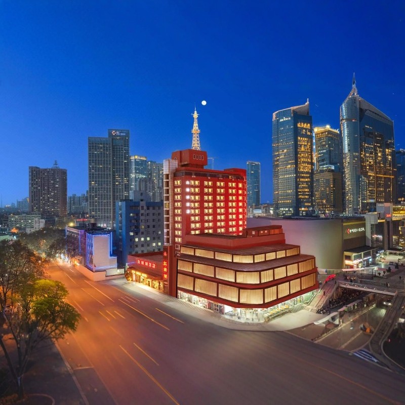 郑州-红珊瑚酒店(郑州二七广场火车站店)|行政大床房+中原福塔门票2天1晚自由行 - 定制游预订