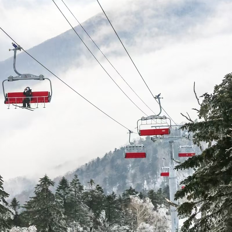 北大湖山湖居/星空营/假日/北美时光度假酒店 1晚+每晚2-4人(早餐+雪票+温泉)