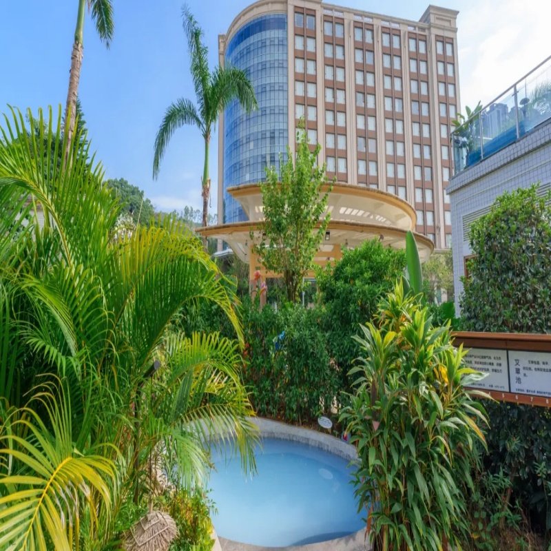 东莞嘉辉会丽呈华廷酒店(龙凤山庄店)1晚+双晚+2张龙凤山庄日场+夜游观光门票+儿童乐园