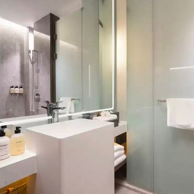 【乐享】深圳宝安中心颐朵朵酒店颐和豪华大床房两天一晚+欢乐谷