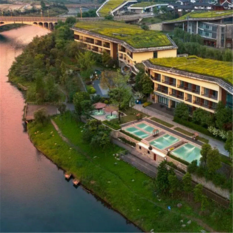 2人峨眉山门票+智选假日酒店阳台房1晚+早餐+汤泉