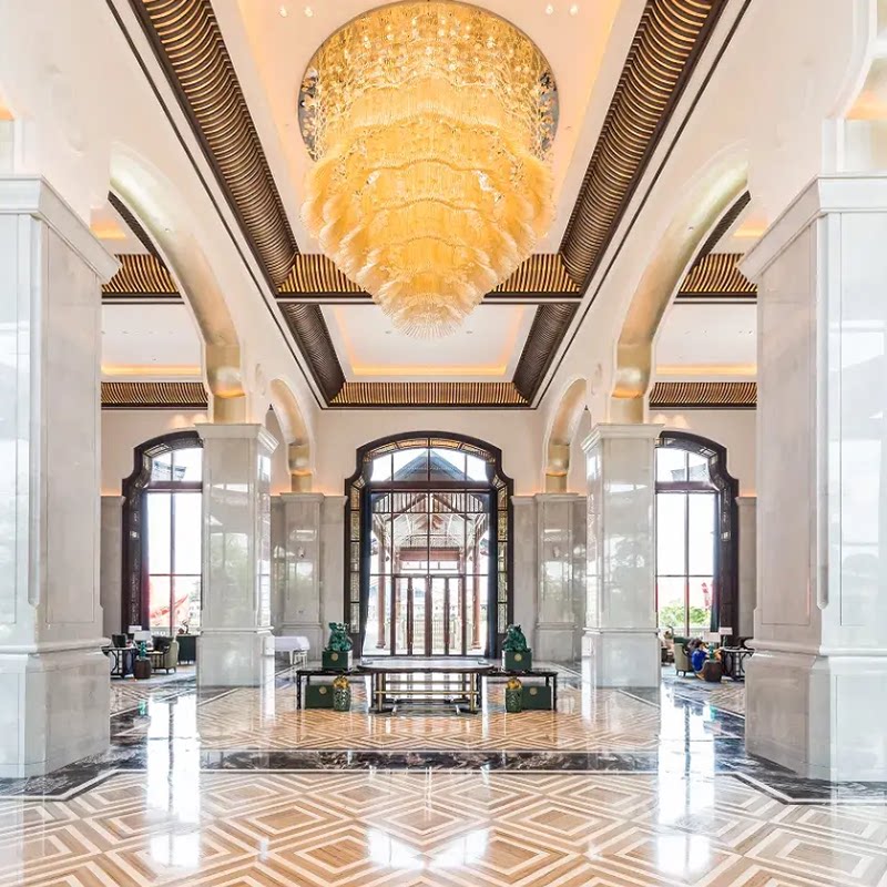 【乐享】广州融创豪华酒店高级大床房2 天 1 夜+双人热雪奇迹中高级道不限时滑雪 - 定制游预订