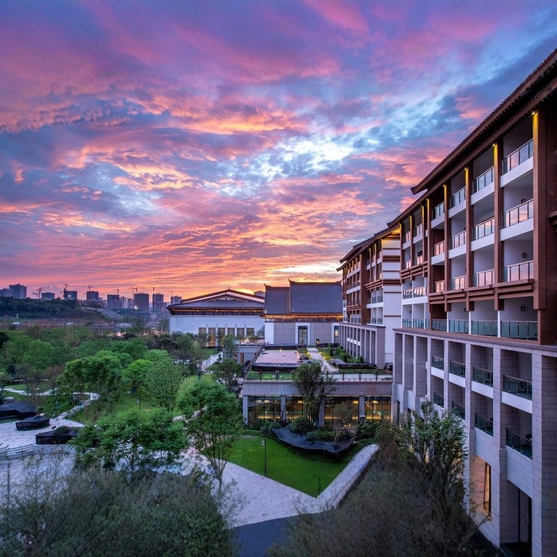 『山城热雪奇迹』4天3晚赠滑雪票 | 重庆施柏阁酒店 | 豪华阳台房