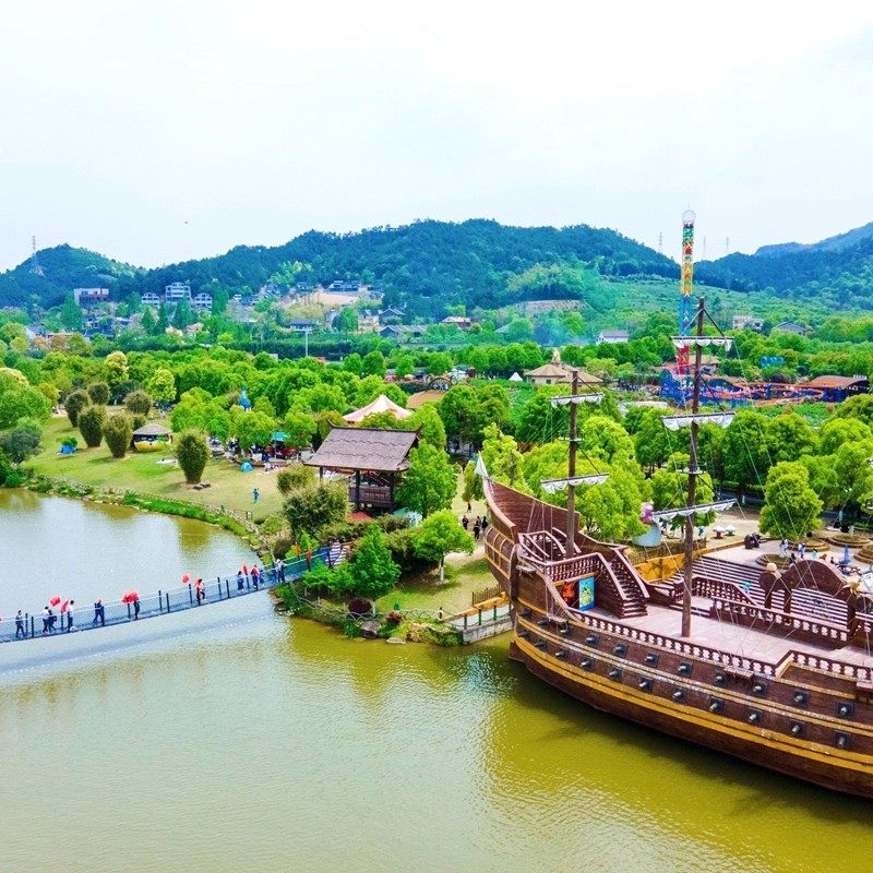 【多次入园】安吉开元嘉乐比度假酒店1晚+双人嘉乐比乐园+温泉