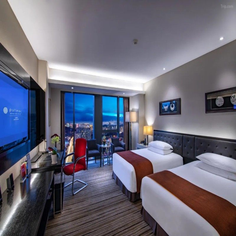 【YT】3天2晚丨贵阳铂尔曼大酒店(甲秀楼鸿通城购物中心店)丨豪华房+西江千户苗寨