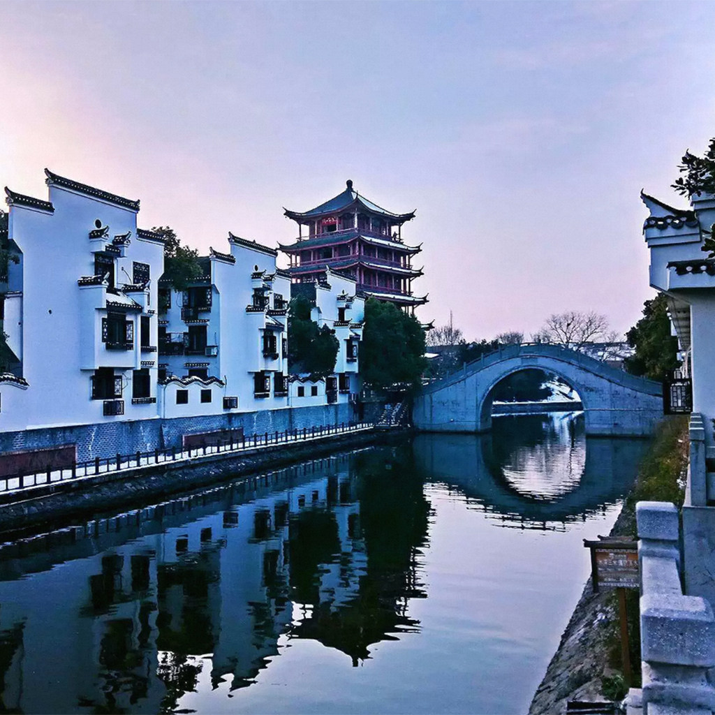 【周末不加价】1晚安徽合肥施柏阁大观酒店+融创乐园+三河古镇门票1送1