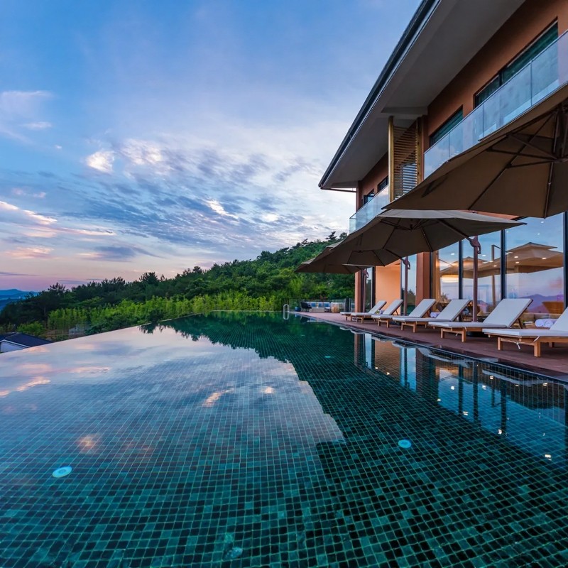 【周末不加价】1晚长兴密静君澜度假酒店+采摘/土鸡煲/垂钓/生态湿地文化园门票套餐