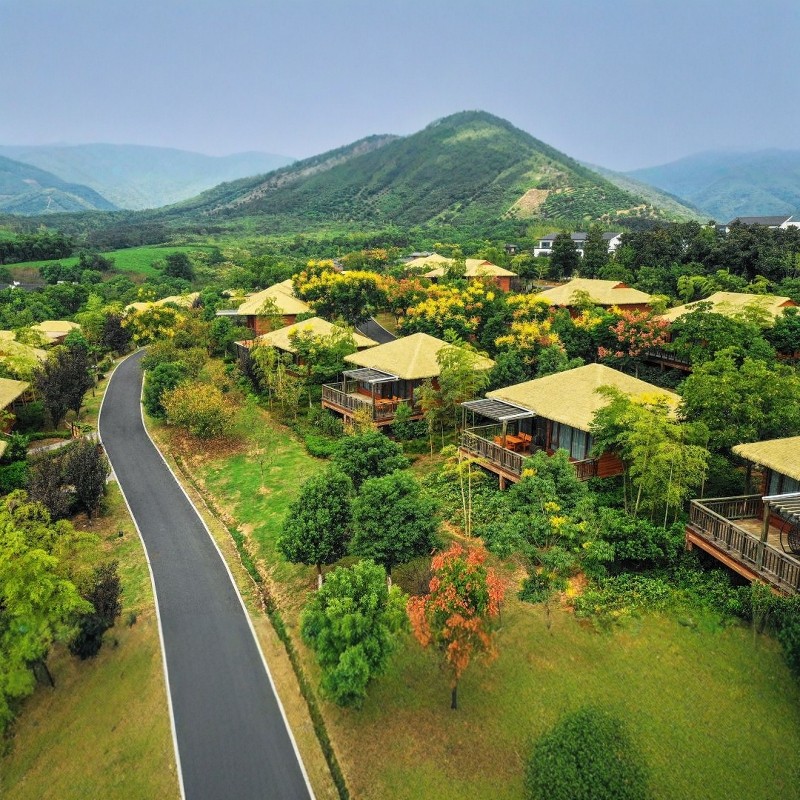 【夏日秘境】湖州3天2晚住长兴芳草地│萌宠投喂+儿童乐园 - 定制游预订