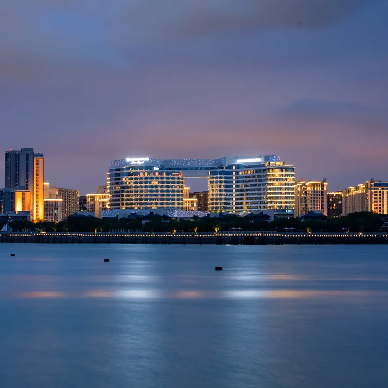 3天2晚丨厦门禹州温德姆至尊豪庭酒店 豪华大床房 2早餐丨2人帆船体验+2人鼓浪屿 - 定制游预订
