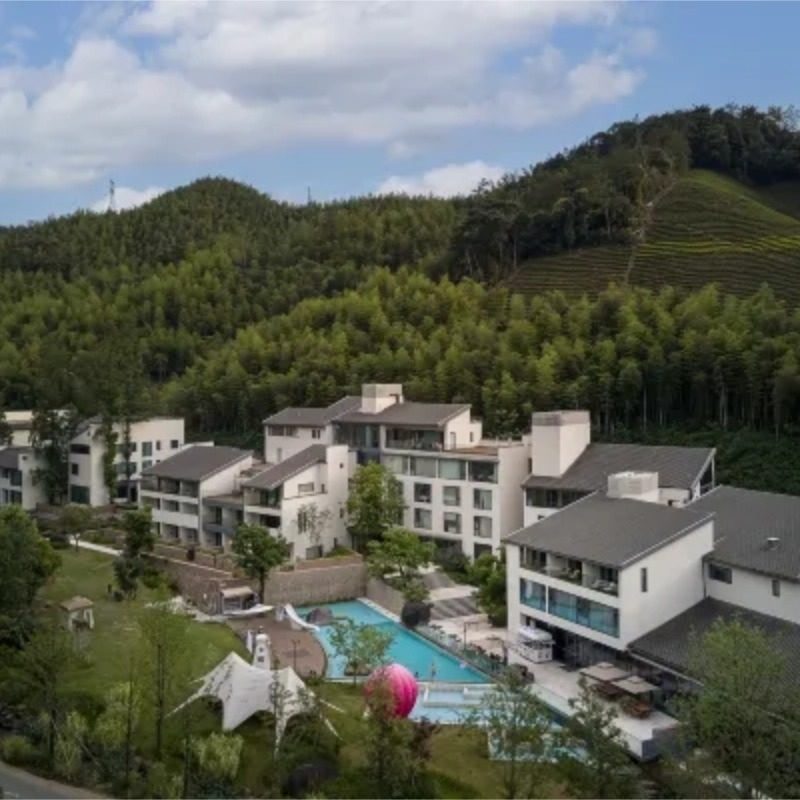 【温泉hua雪】安吉竹仙湖君澜庄园2晚+双早+竹林汤泉+双人正餐+下午茶抵金券+汉服体验