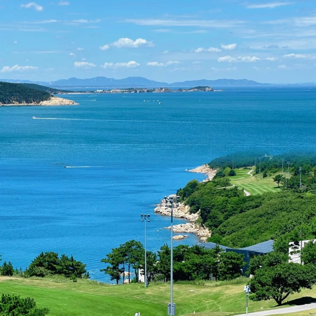 乔治莫兰迪酒店(威海火炬八街国际海水浴场店)住宿+刘公岛成人票 - 定制游预订