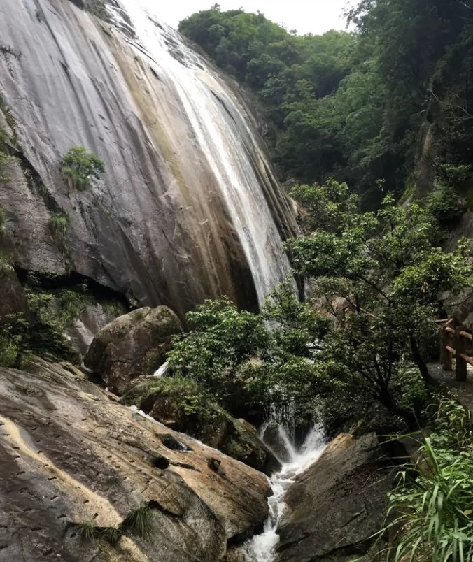 汪胡冰臼大峡谷图片