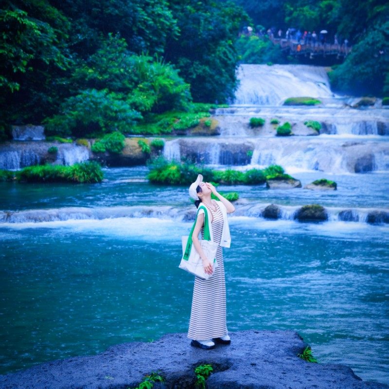 贵州旅游纯玩5天4晚黄果树千户苗寨小七孔梵净山镇远巫山峡谷跟团