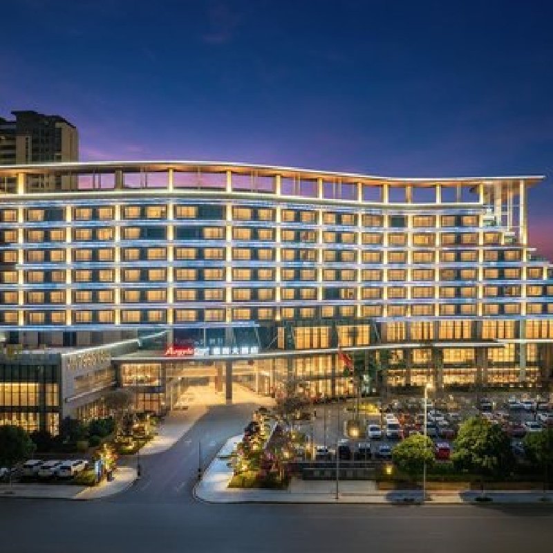 D2天1晚崇左市广西崇左雅阁大酒店(崇左高铁南站店)自由行+大连城门票单人酒景套餐 - 定制游预订