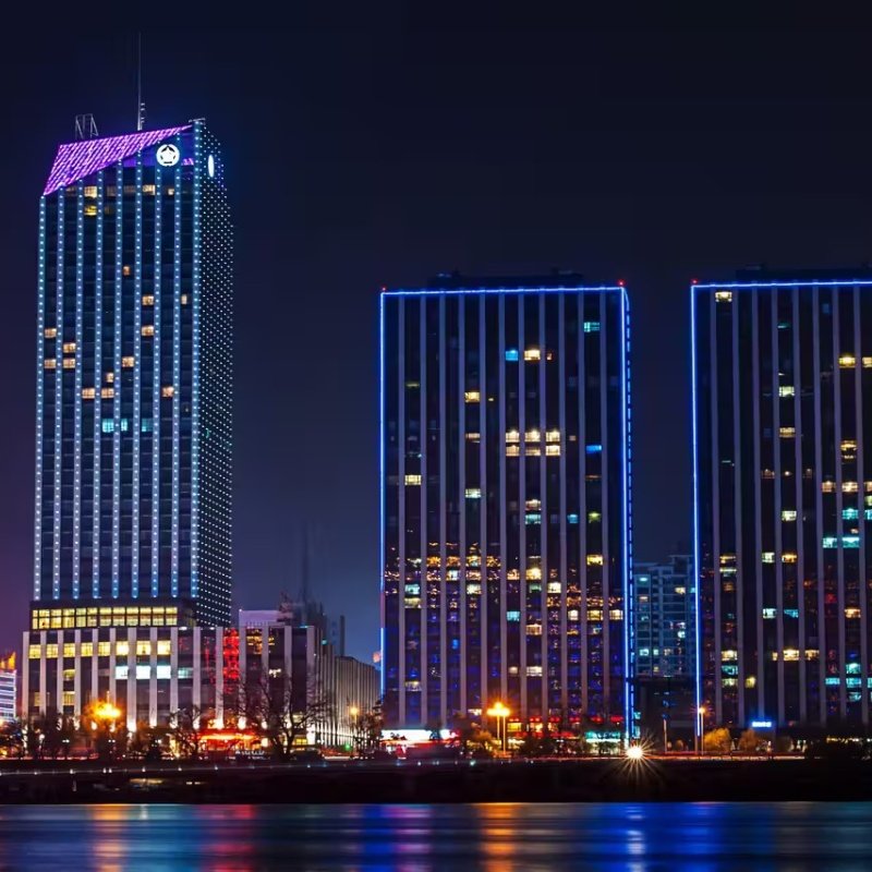 吉林世贸万锦大酒店3天2晚自由行+朱雀山国家森林公园双人票