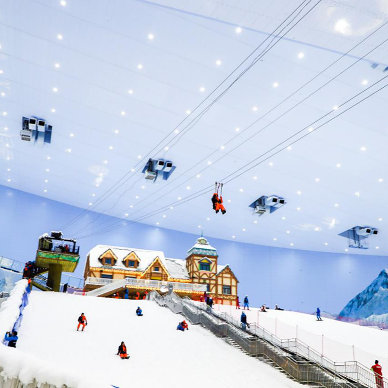 【乐享】广州融创豪华酒店高级大床房2 天 1 夜+双人初级道不限时滑雪+融创乐园+观演