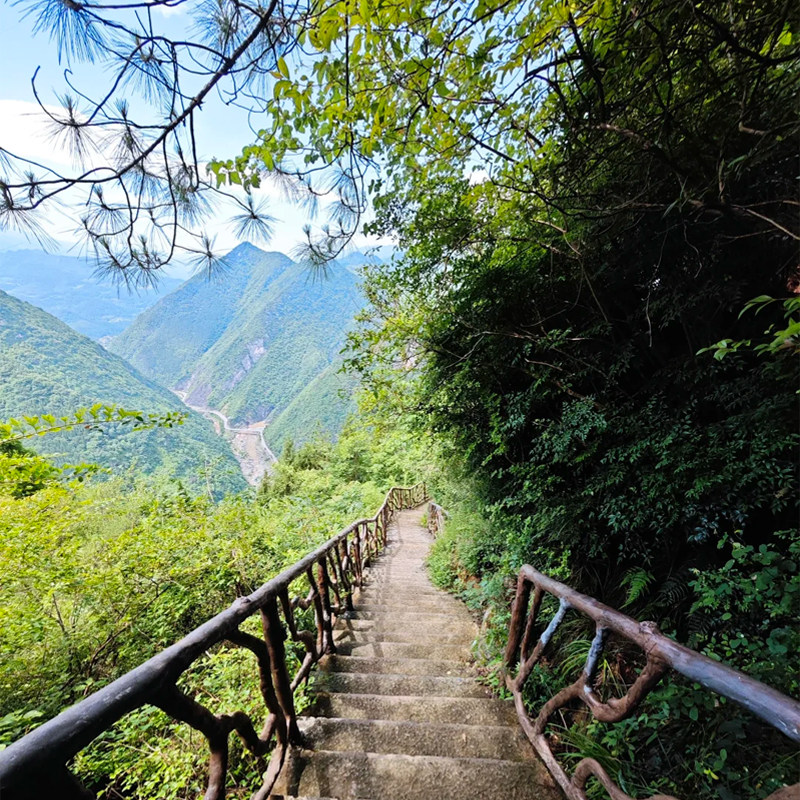 【2大1小】丰都九重天天街酒店2天1晚+九重天+雪玉洞