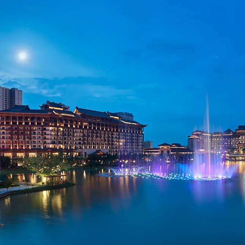 【乐享】广州融创豪华酒店高级大床房2 天 1 夜+双人热雪奇迹初级道不限时滑雪 - 定制游预订