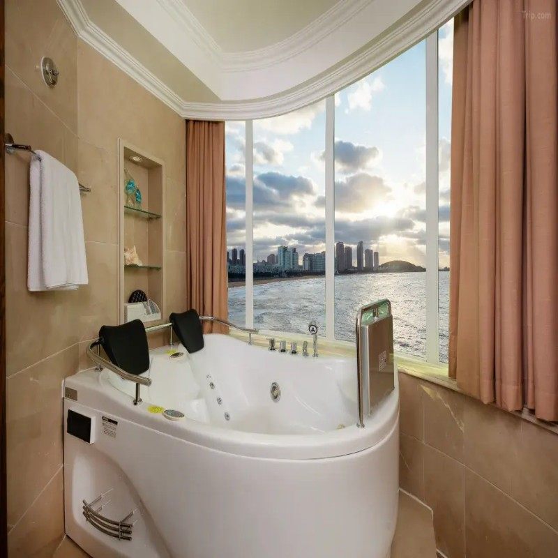 【YT】5天4晚丨山东健康金海湾丽呈华廷酒店丨尊享房+摩天岭门票