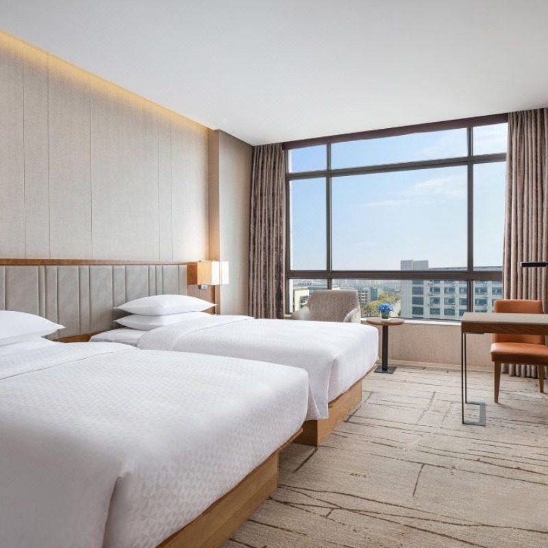 上海万信福朋喜来登酒店3天2晚丨豪华双床房 双早丨迪士尼双人票+迪士尼接驳车