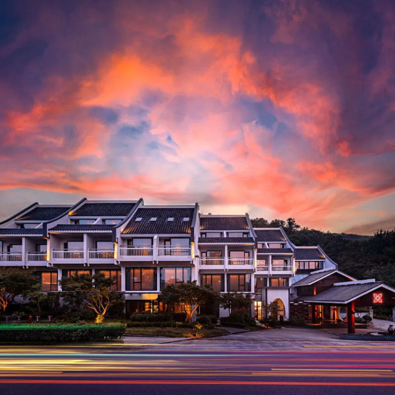 【住岛上】舟山普陀山希尔顿花园酒店2天1晚早餐+普陀山门票+往返船票+码头接送班车