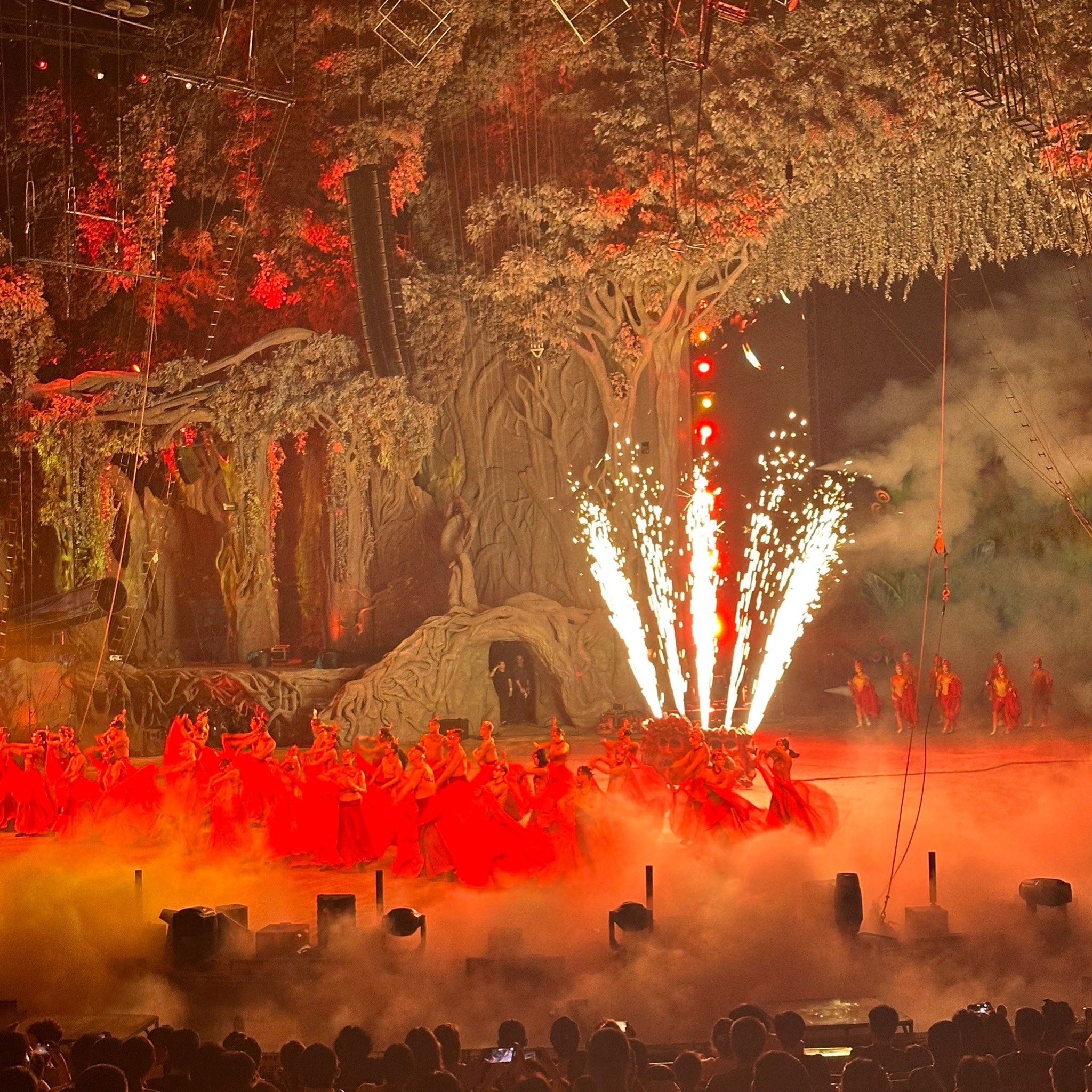 广州长隆熊猫酒店住宿+长隆国际大马戏成人门票
