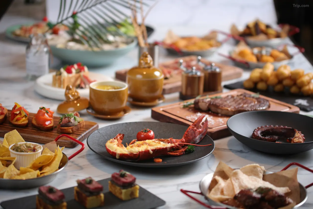 【双早双晚美食套餐】佛山保利洲际酒店豪华客房+祖庙门票 2天1晚