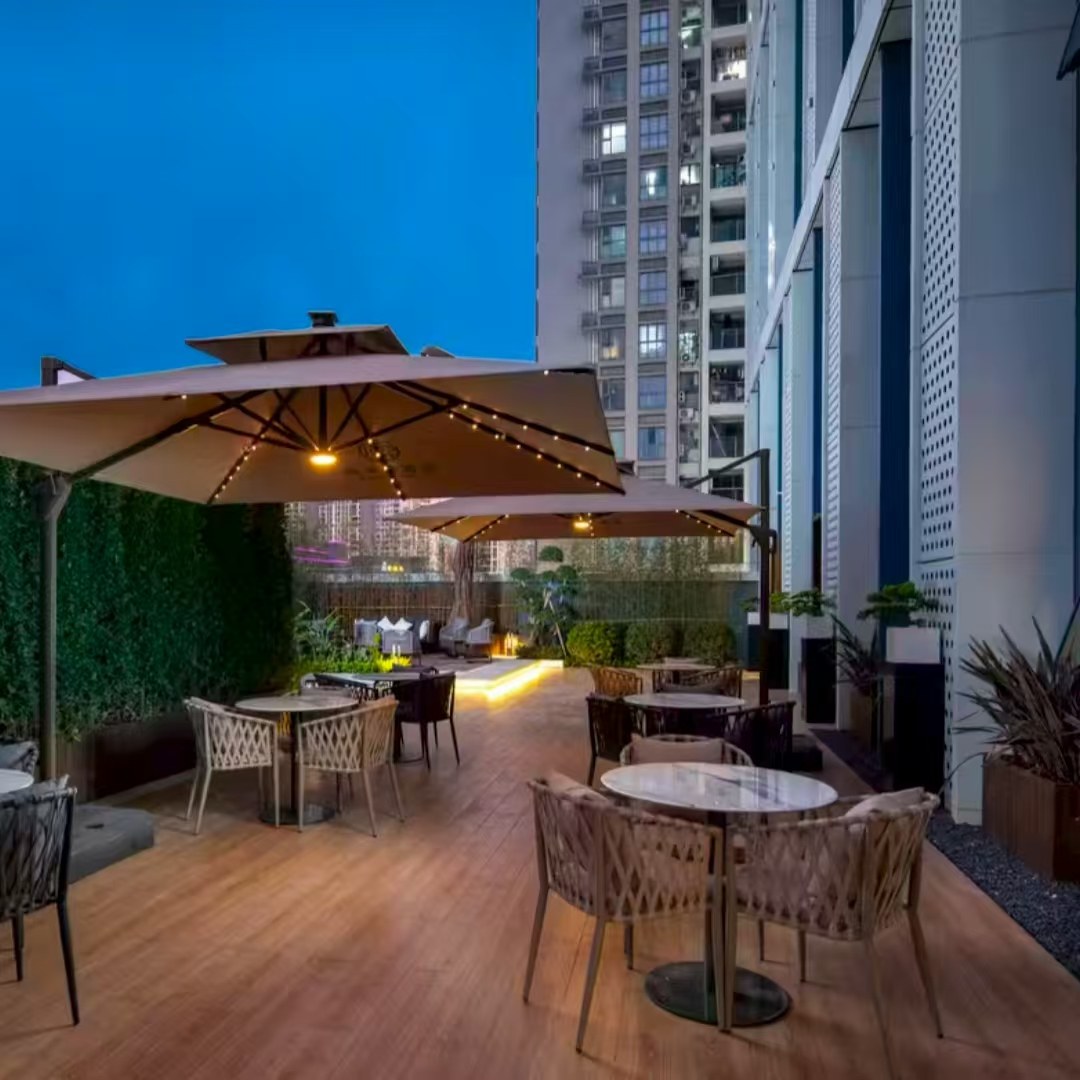 【畅玩】深圳宝安中心颐朵朵酒店颐和高级大床房3天2晚+欢乐谷+二十四史书院