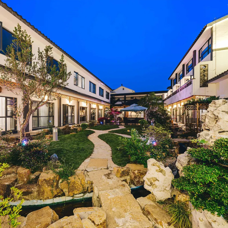 无锡云和夜泊酒店1晚+双人拈花湾门票(提前一天预定)+双早