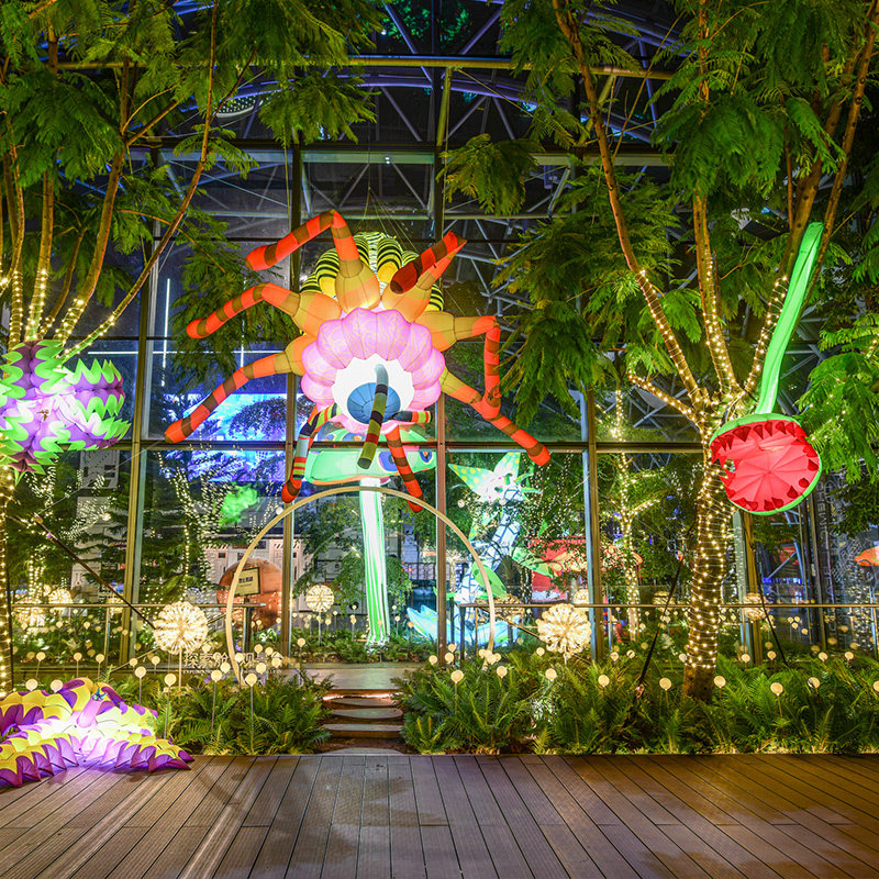 洪崖洞桔子水晶酒店高级标间1晚+两江夜景经典游/探索舱云端乐园门票