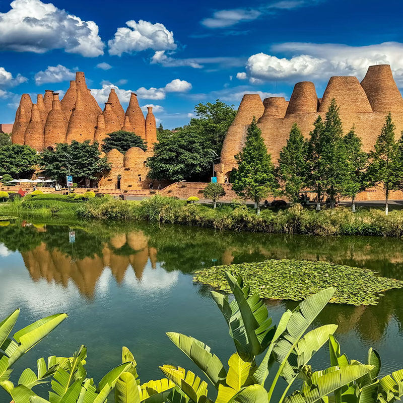 云南省内前往弥勒2天1晚自由行可选择酒店搭配美食泡温泉电影票 - 定制游预订